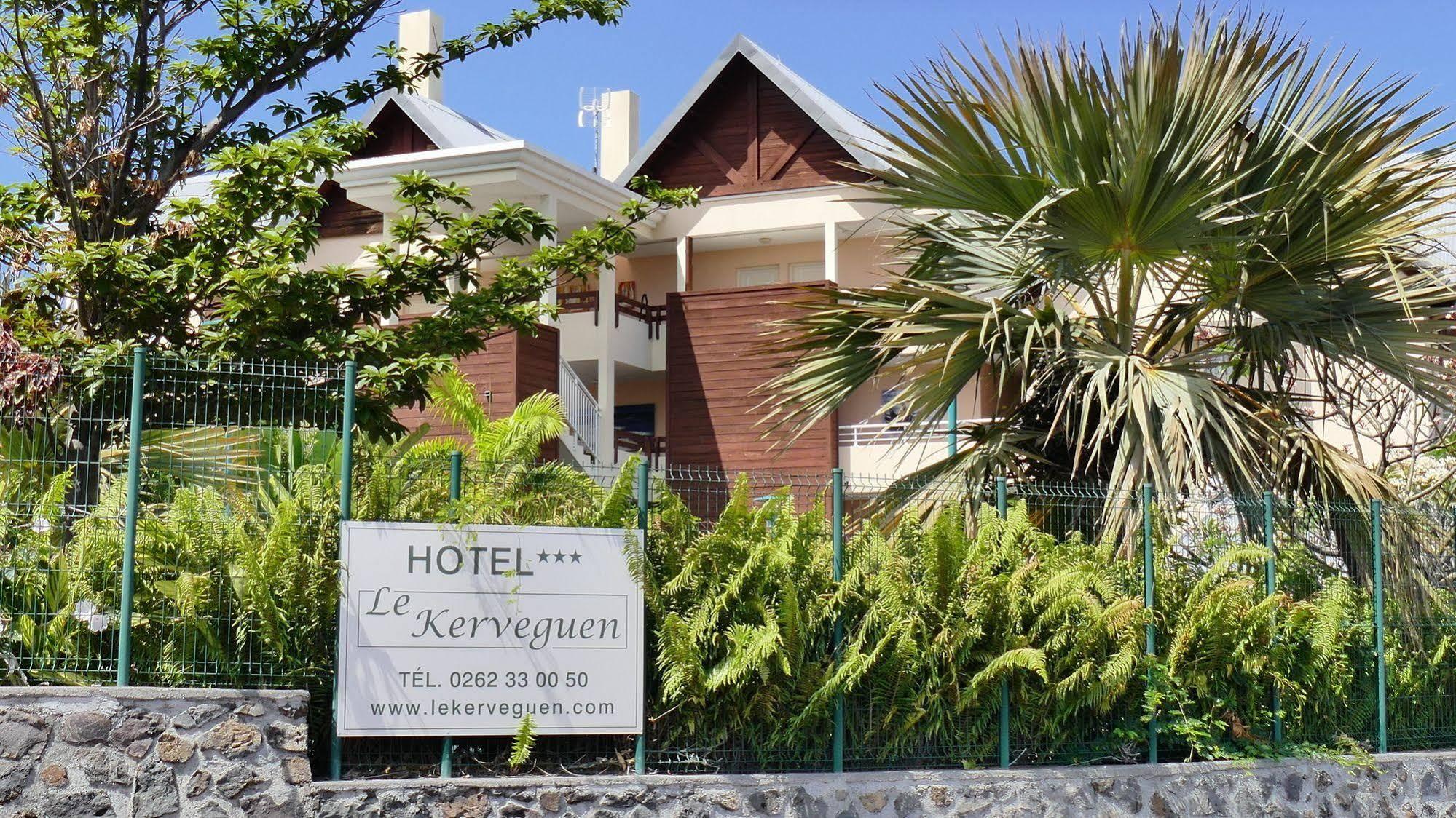 Le Kerveguen Hotel Saint-Gilles-les Bains Eksteriør billede