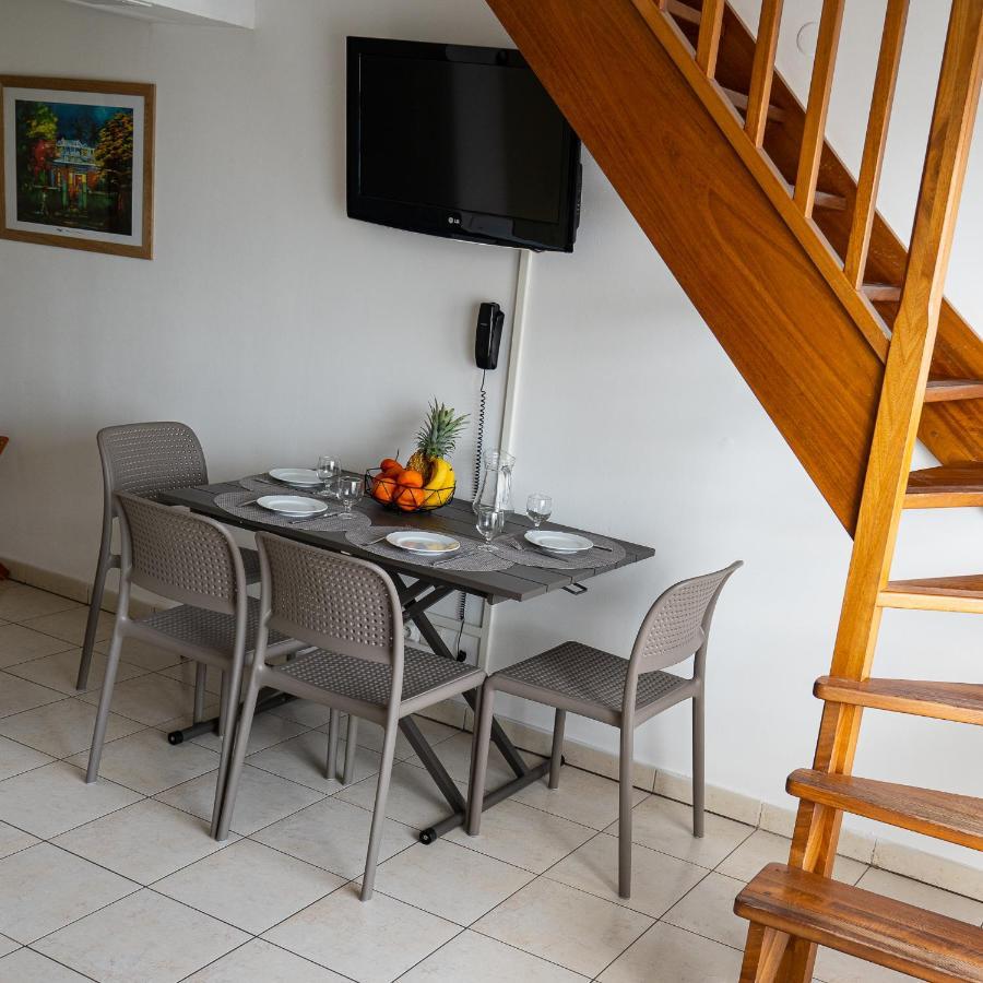 Le Kerveguen Hotel Saint-Gilles-les Bains Eksteriør billede