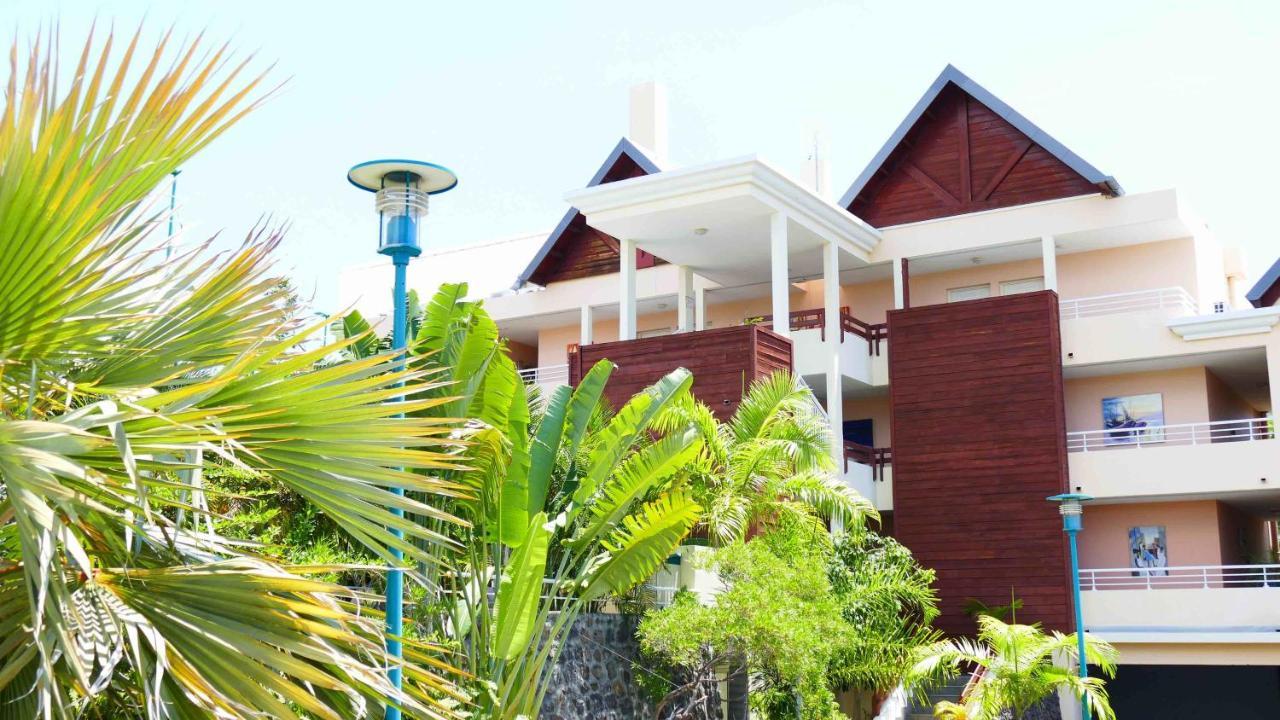 Le Kerveguen Hotel Saint-Gilles-les Bains Eksteriør billede